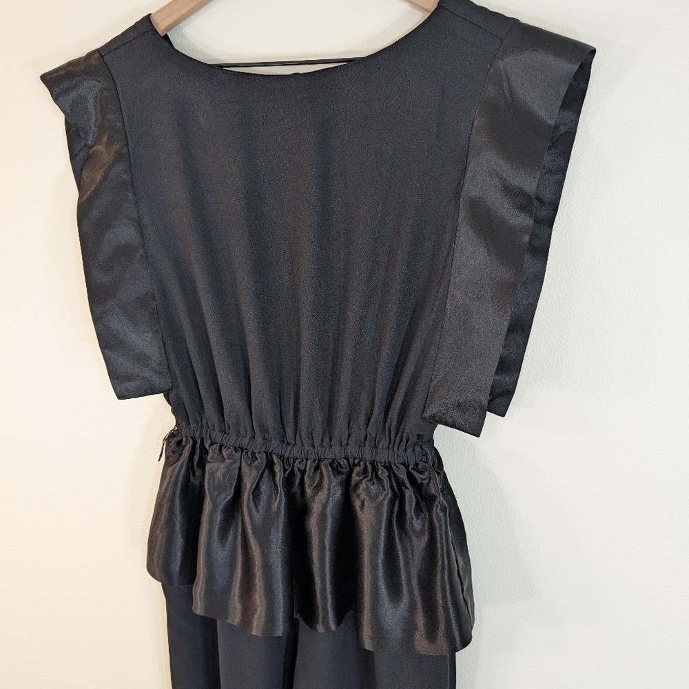 Vintage Rayon 70s 80s pantsuit, satin peplum, squared satin hem sleeves. Sz 10